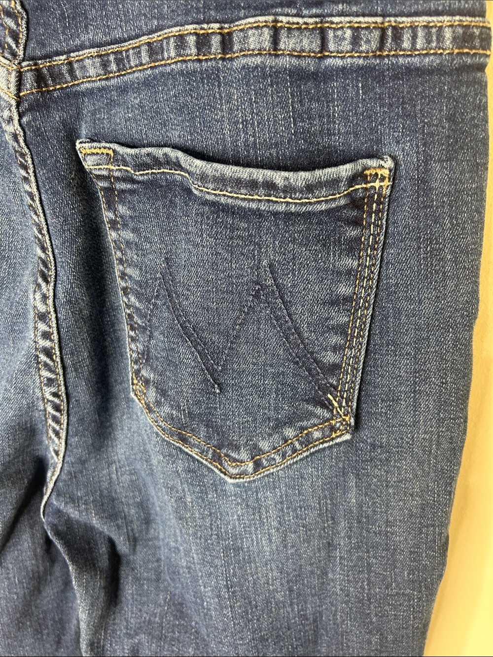 MOTHER The Hustler Ankle Fray Howdy Wash Size 25 - Picture 7 of 16
